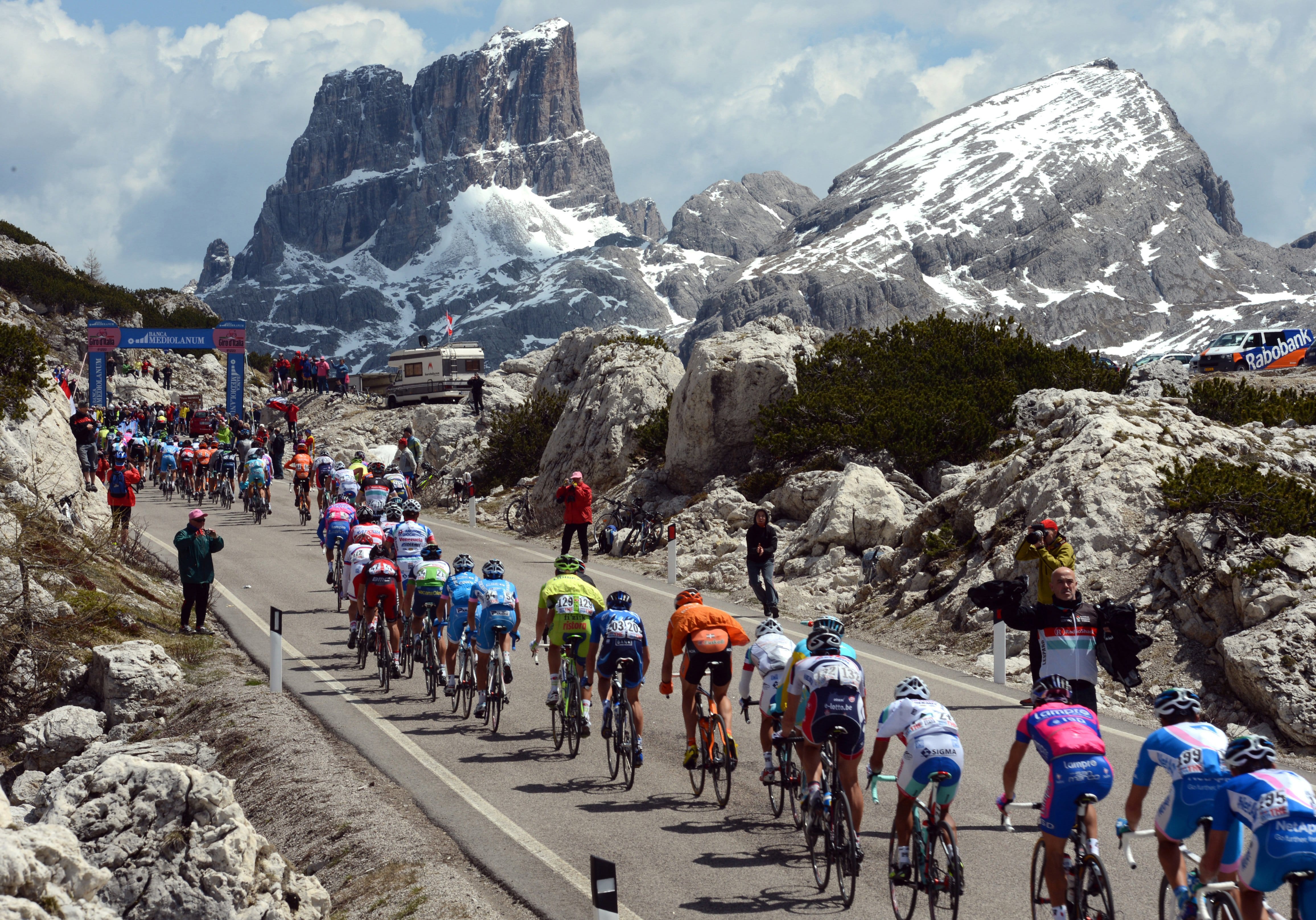 The peloton on stage seventeen of the 2012 Giro d'Italia