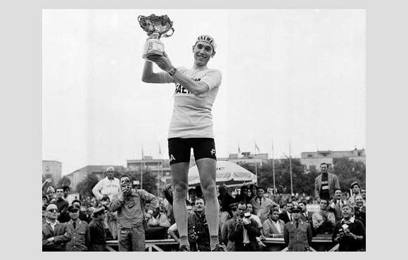 The most stages won by a singel rider at the Tour de France is 34 by Eddy Merckx